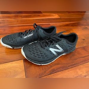 New Balance minimus Shoe (women’s)